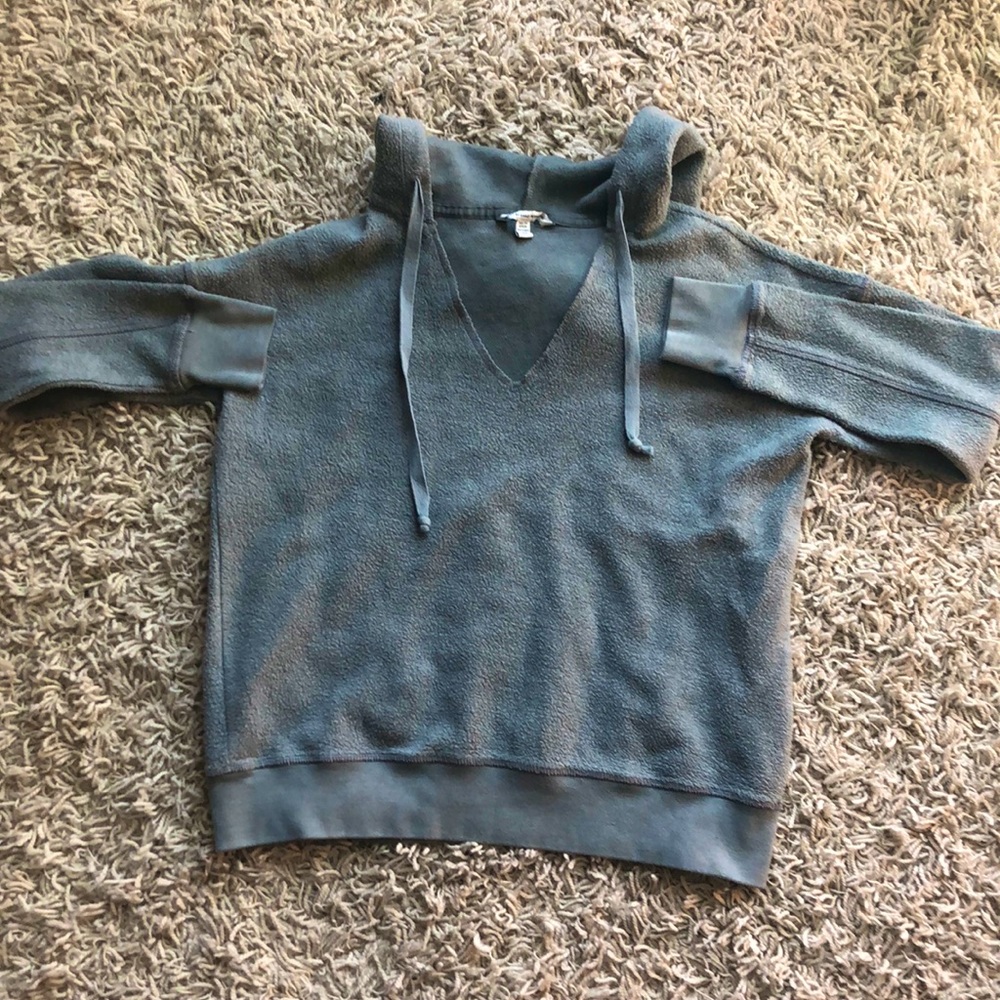 sweatshirt